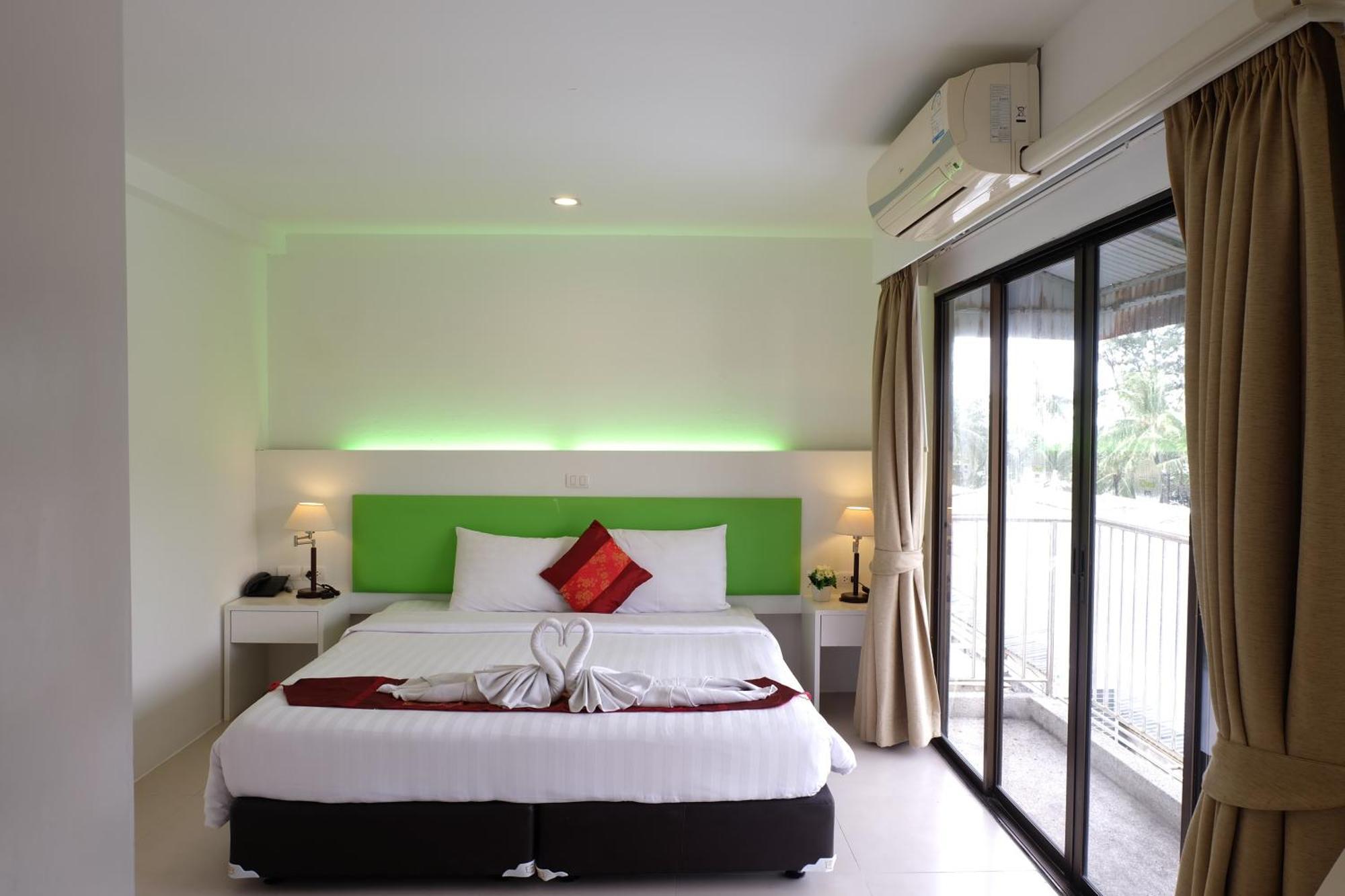 Armoni Patong Beach Hotel Rom bilde
